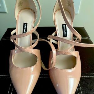 Nine West Tuluiza Strappy Pump